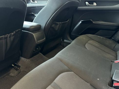 Used 2022 Kia K5 LXS FWD image 8
