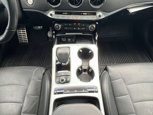 Used 2023 Kia Stinger GT2 RWD image 14