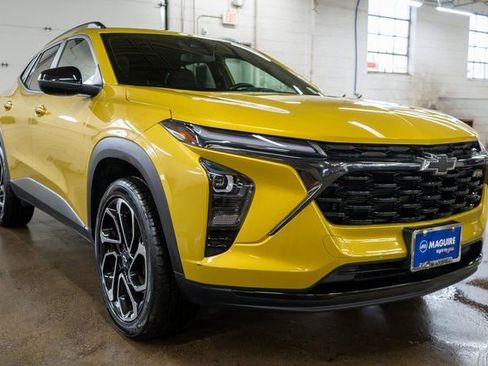 Used 2024 Chevrolet Trax RS w/ Driver Confidence Package image 4