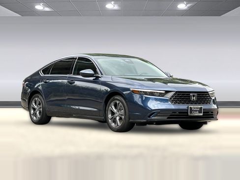 Used 2025 Honda Accord EX-L image 7