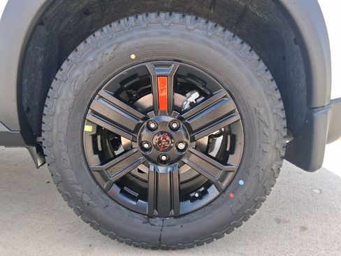 New 2026 Nissan Rogue SV w/ Rock Creek Premium Package AWD/4WD image 34