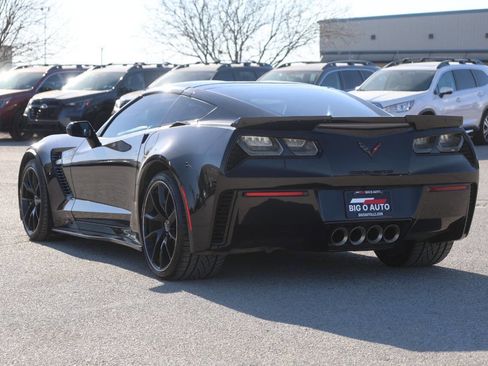 Used 2016 Chevrolet Corvette Z06 w/ 3LZ Preferred Equipment Group image 11