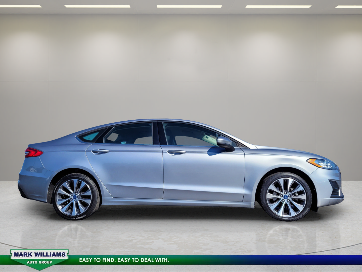 Used 2020 Ford Fusion SE AWD/4WD image 2