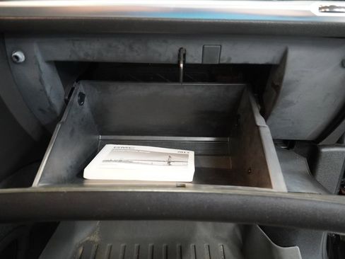Used 2013 GMC Acadia SLE FWD image 41