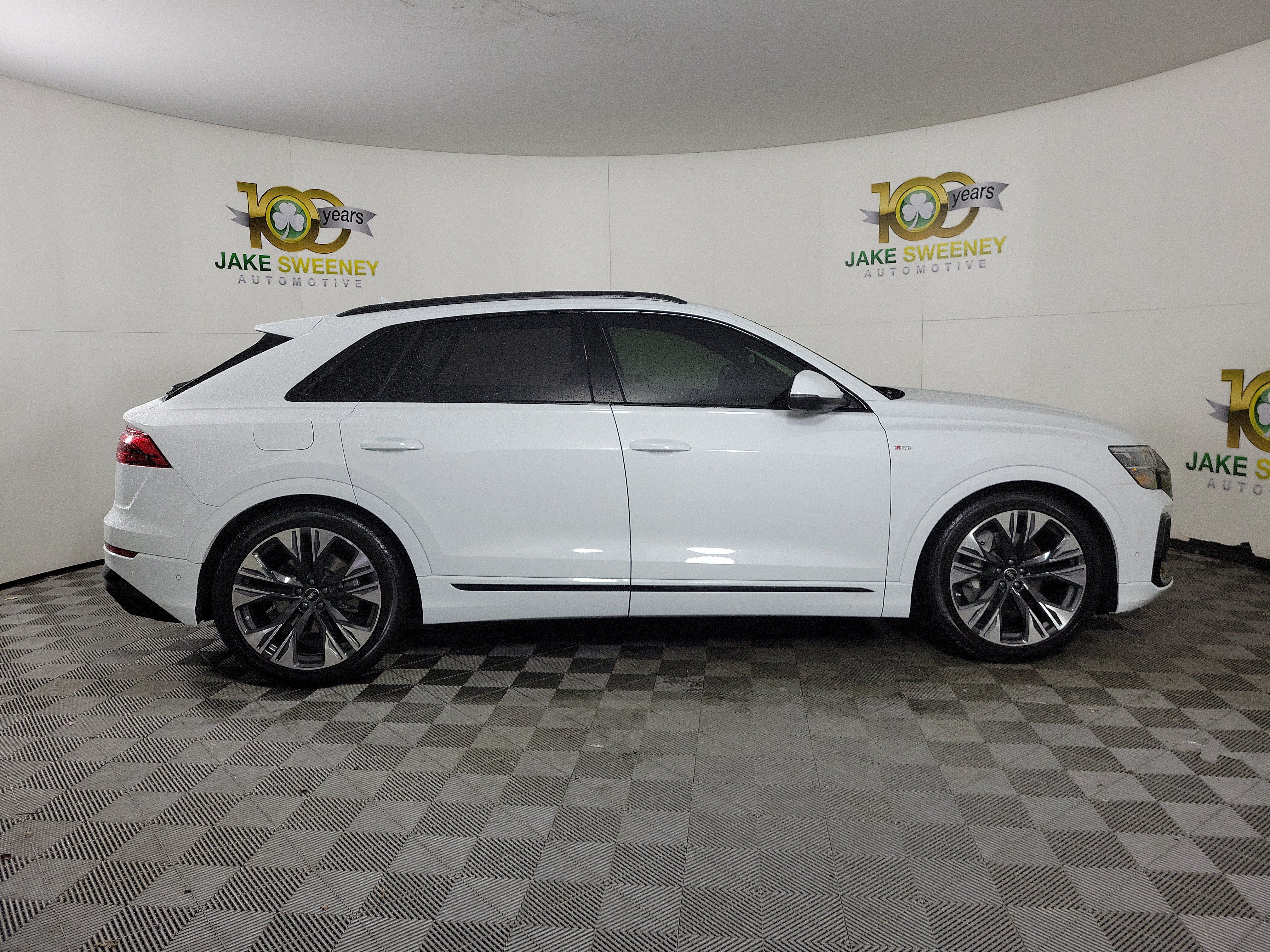 Used 2026 Audi Q8 Premium Plus AWD/4WD image 8