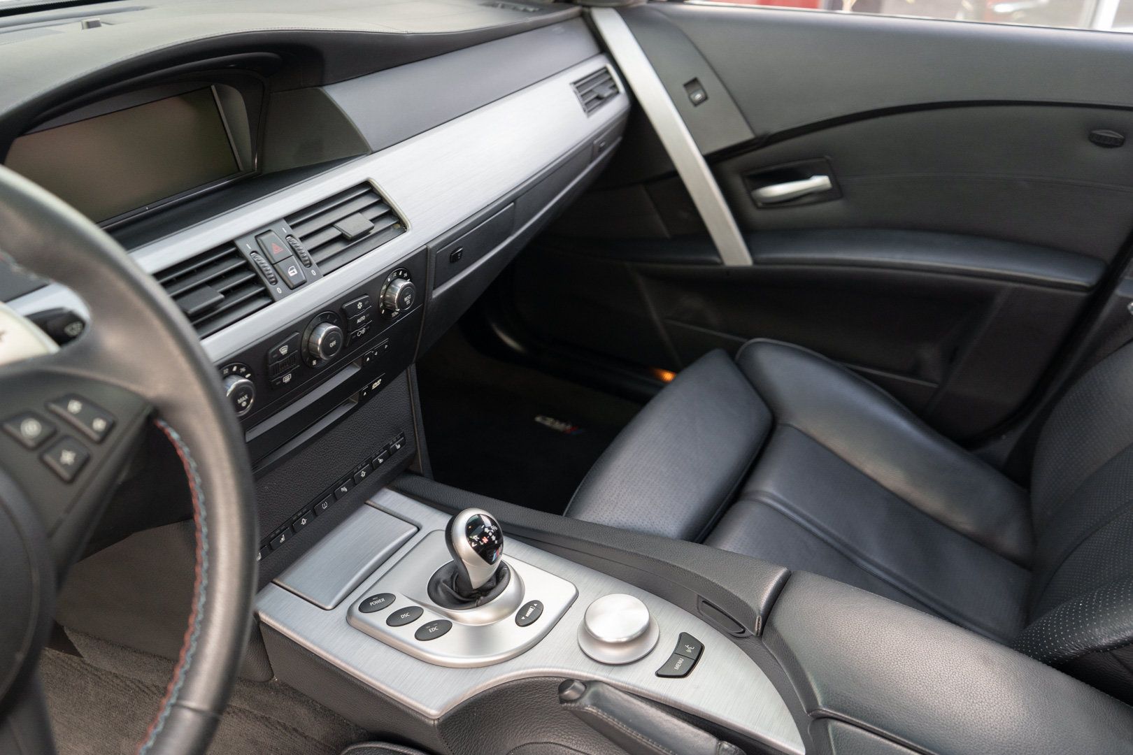 Used 2006 BMW M5 RWD image 13