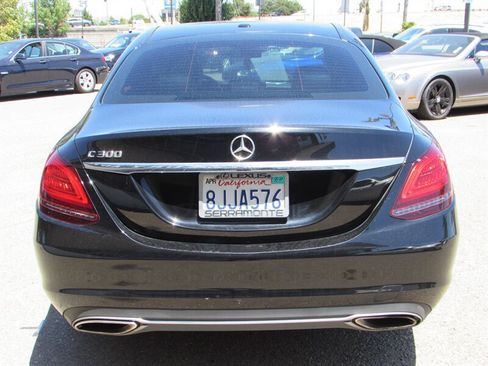 Used 2019 Mercedes-Benz C 300 Sedan image 6