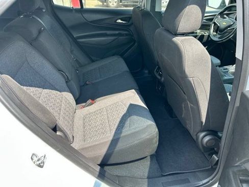 Used 2023 Chevrolet Equinox LT FWD image 44