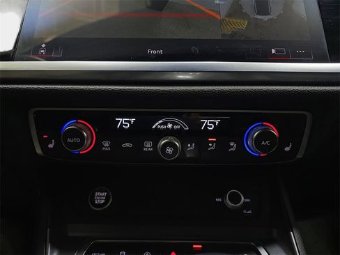 Used 2024 Audi Q3 2.0T Premium Plus w/ Premium Plus Package image 26