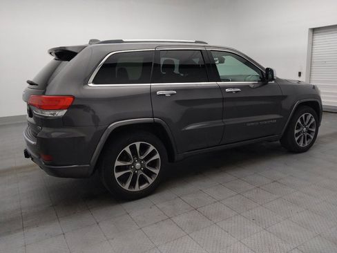 Used 2018 Jeep Grand Cherokee Overland AWD/4WD image 10
