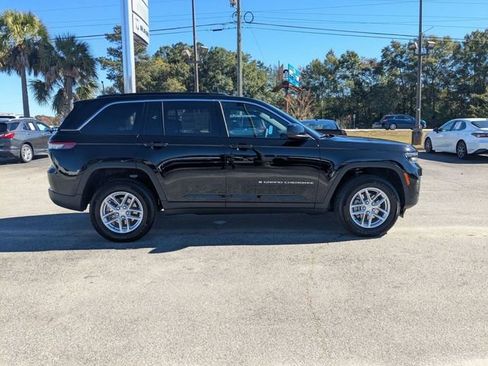 New 2025 Jeep Grand Cherokee Laredo RWD image 10