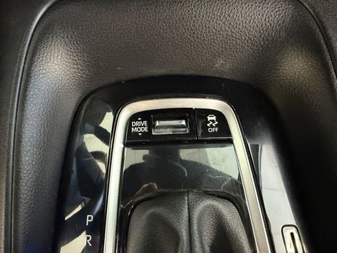 Used 2023 Toyota Corolla SE w/ Carpet Mat Package (TMS) FWD image 19