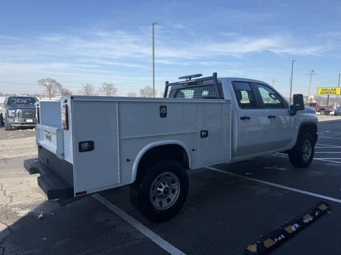 Used 2023 Chevrolet Silverado 3500 W/T w/ WT Fleet Convenience Package image 2