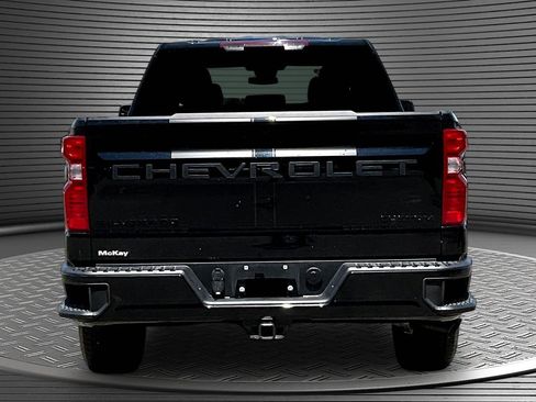 Used 2023 Chevrolet Silverado 1500 Custom w/ Rally Edition AWD/4WD image 5