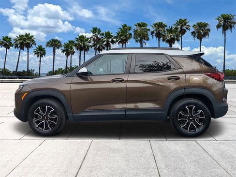 Used 2021 Chevrolet TrailBlazer ACTIV w/ Sun and Liftgate Package image 6