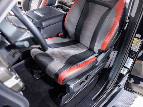 Used 2023 Ford F250 Lariat w/ Lariat Ultimate Package image 40