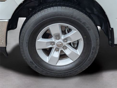 Used 2023 RAM 1500 Classic SLT w/ Trailer & Traction Group AWD/4WD image 34