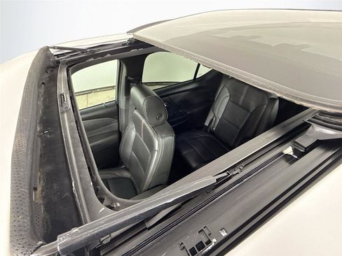 Used 2023 Chevrolet Traverse RS w/ LPO, Floor Liner Package image 24