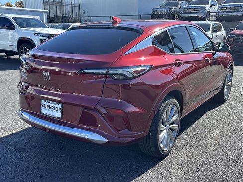 Used 2025 Buick Envista Avenir image 3