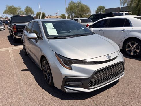 Used 2021 Toyota Corolla SE w/ Carpet Mat Package (TMS) FWD image 3