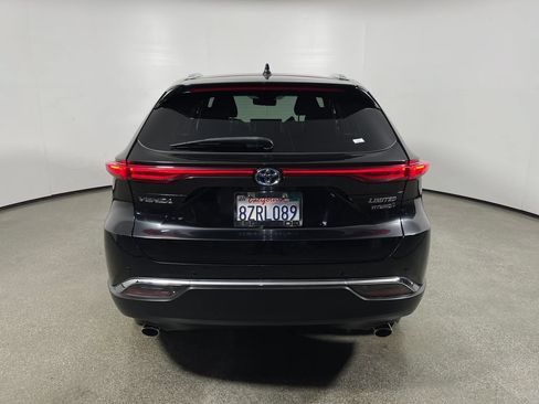 Certified 2022 Toyota Venza Limited AWD/4WD image 4