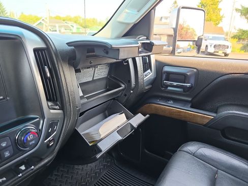 Used 2015 Chevrolet Silverado 3500 LTZ w/ Duramax Plus Package AWD/4WD image 27