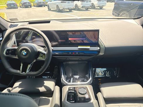 New 2026 BMW X3 xDrive30 w/ Premium Package AWD/4WD image 12