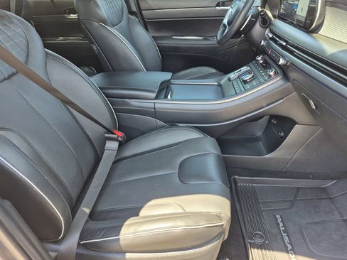 Used 2024 Hyundai Palisade Limited AWD/4WD image 16