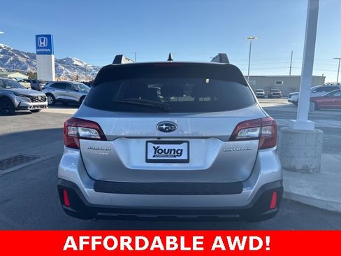 Used 2018 Subaru Outback 2.5i Premium image 6
