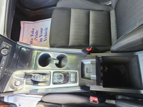 Used 2018 Nissan Maxima 3.5 S image 19