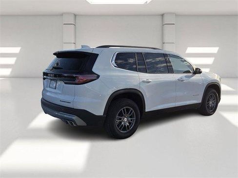 Certified 2025 GMC Acadia Elevation image 5