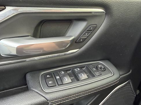 Used 2020 RAM 1500 Laramie AWD/4WD image 36