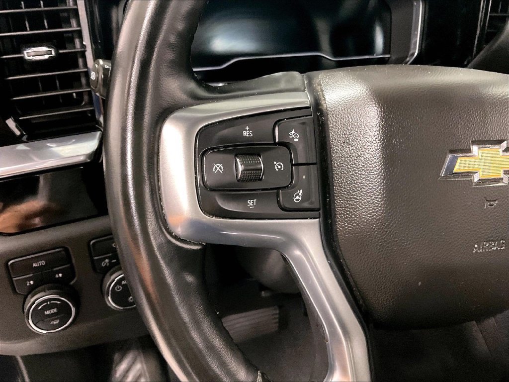 Used 2023 Chevrolet Silverado 1500 LT AWD/4WD image 22