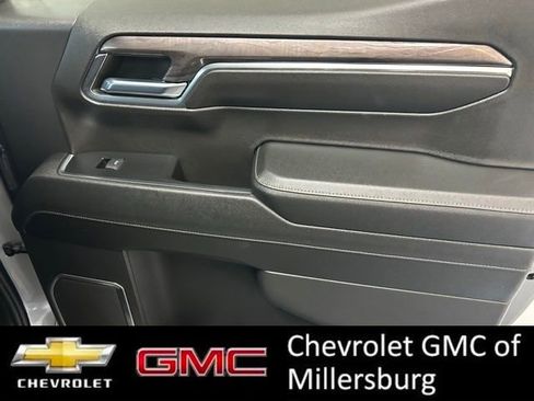 Used 2024 Chevrolet Silverado 1500 LTZ image 36