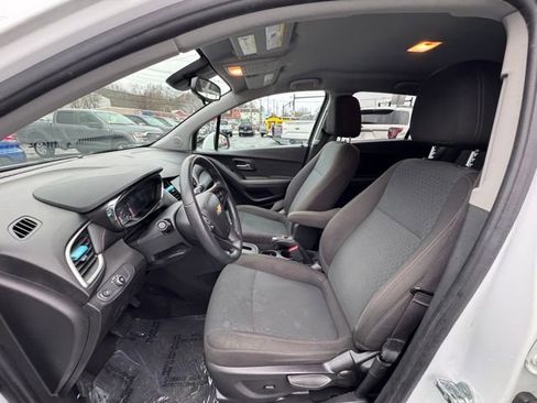 Used 2020 Chevrolet Trax LS w/ Tint and Cruise Package image 20