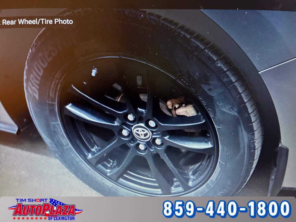 Used 2023 Toyota Sienna XSE AWD/4WD image 11