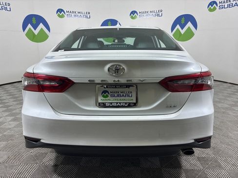 Used 2022 Toyota Camry XLE image 9