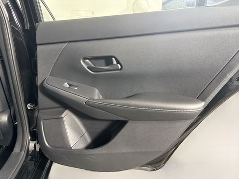 Used 2024 Nissan Sentra SV FWD image 28