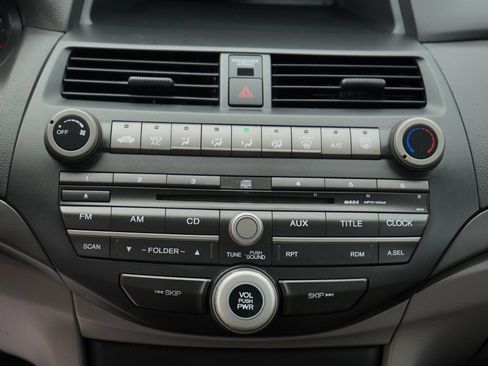 Used 2010 Honda Accord LX image 16