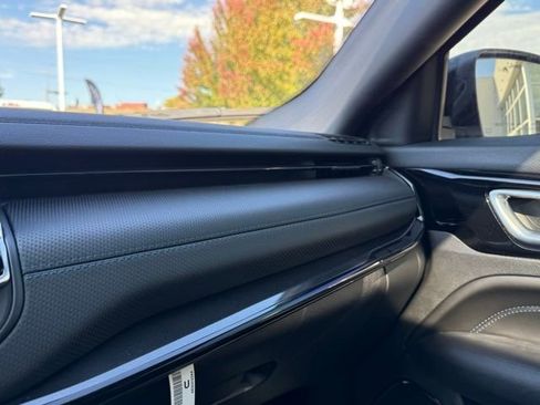 New 2025 Jeep Compass Latitude w/ Sun & Sound Group image 23