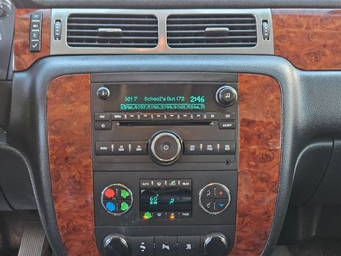 Used 2011 Chevrolet Tahoe LT w/ Luxury Package image 14