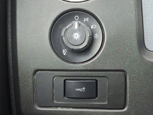 Used 2014 Ford F150 XLT w/ Equipment Group 302A Luxury AWD/4WD image 22