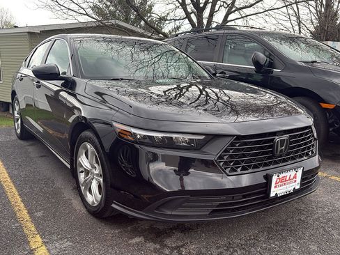 Used 2024 Honda Accord LX image 2