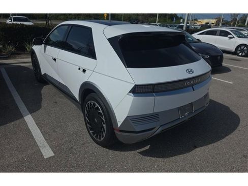 Used 2023 Hyundai Ioniq 5 Limited image 4