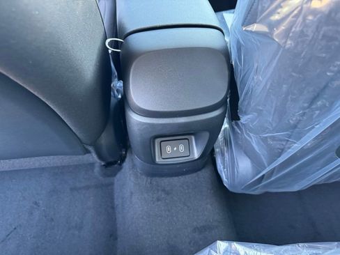 New 2026 Hyundai Elantra Blue image 13