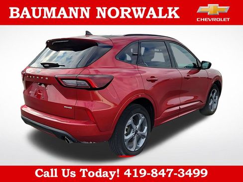 Used 2024 Ford Escape ST-Line w/ Tech Pack #1 AWD/4WD image 8
