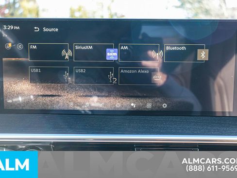 Used 2025 INFINITI QX80 Sensory image 32