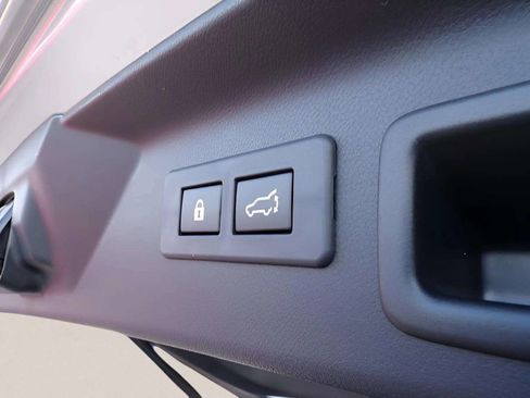 Certified 2025 Subaru Forester Premium image 16