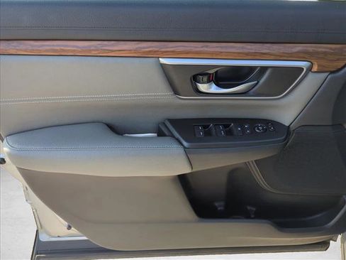 Used 2019 Honda CR-V EX image 7