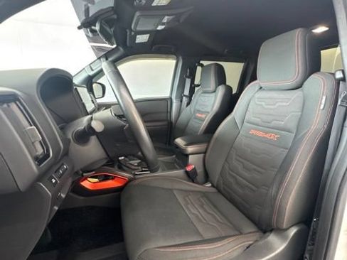 Certified 2025 Nissan Frontier PRO-4X w/ Pro Convenience Package AWD/4WD image 19